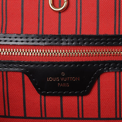 Louis Vuitton Monogram World Tour Neverfull MM 7 of 8