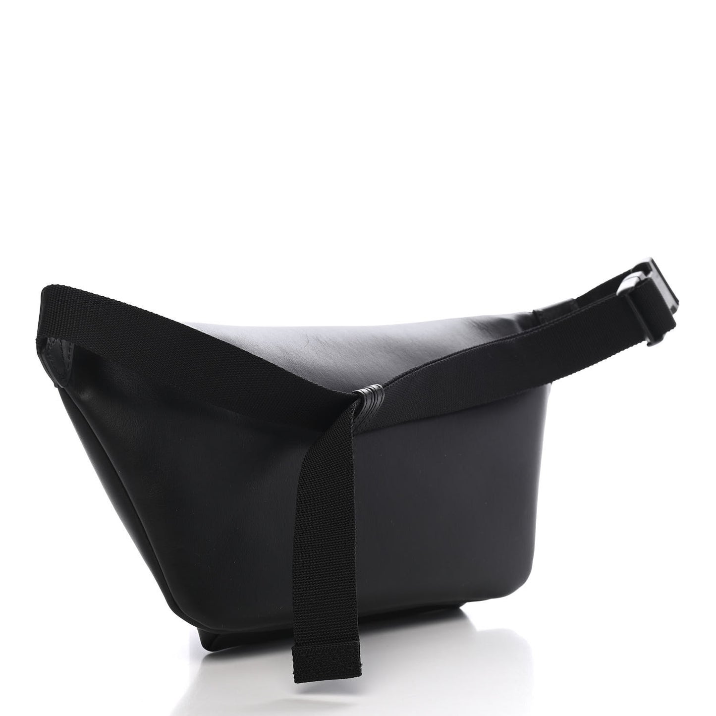 Supple Calfskin Signature Logo Large Everyday Beltpack Black