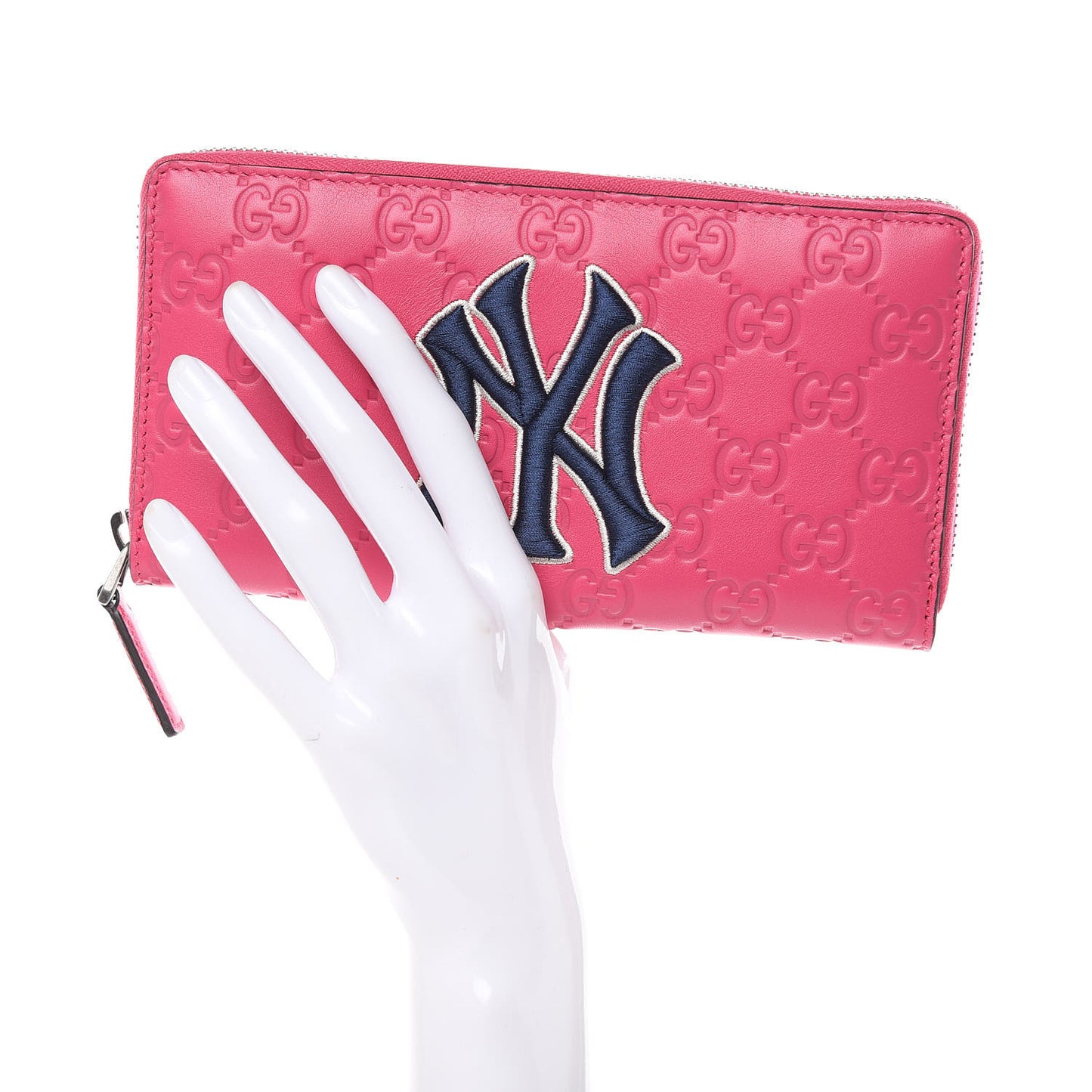 X MLB Guccissima Signature NY Yankees Embroidered Zip Around Wallet Box Pink Blue Ivory