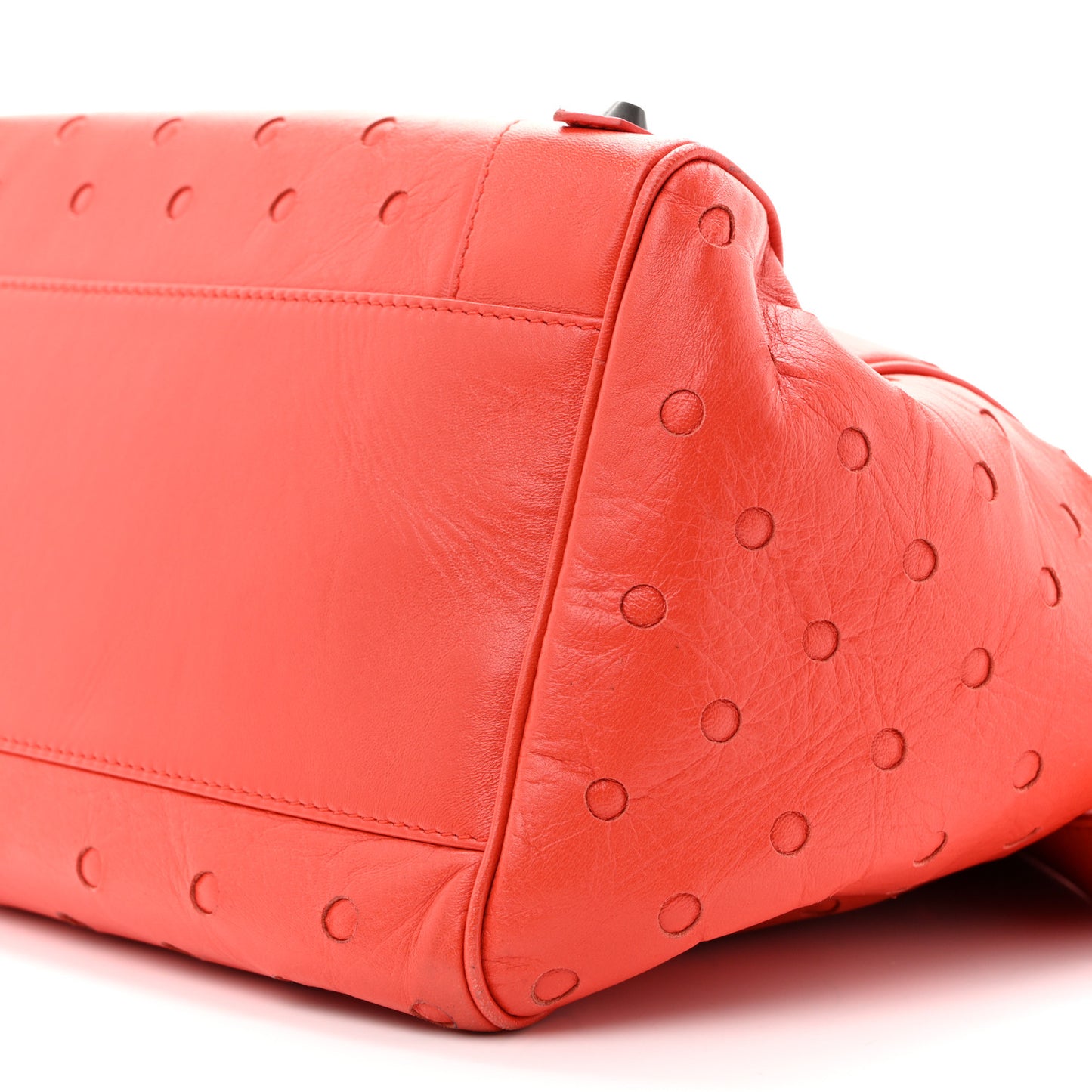 Agneau Perforated Classic Hardware Velo Rouge Grenade