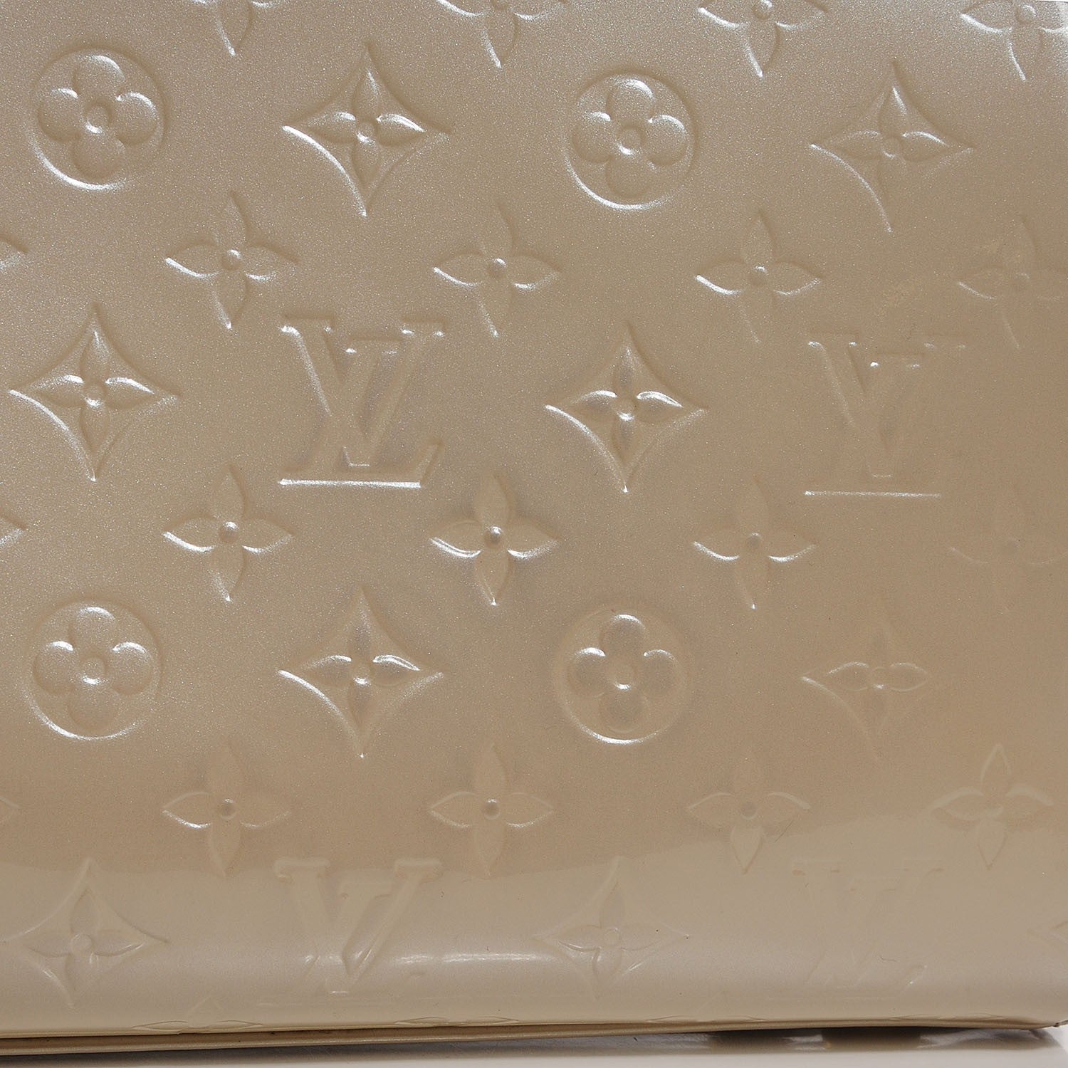 Louis Vuitton Vernis Brea MM Blanc Corail 8 of 8