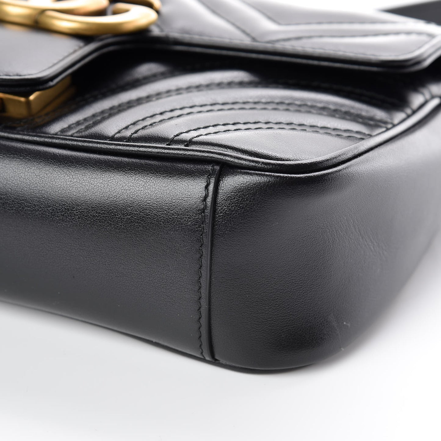 Calfskin Matelasse Mini GG Marmont Shoulder Bag Black
