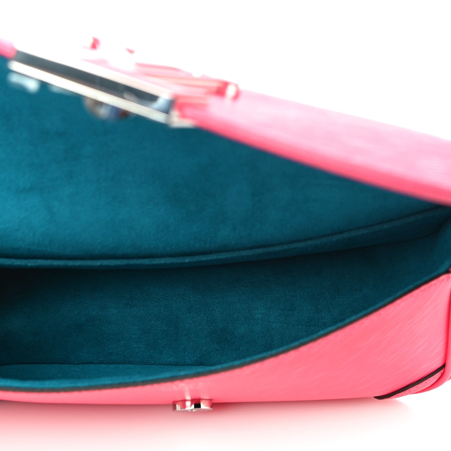 Epi Buci Crossbody Dragon Fruit