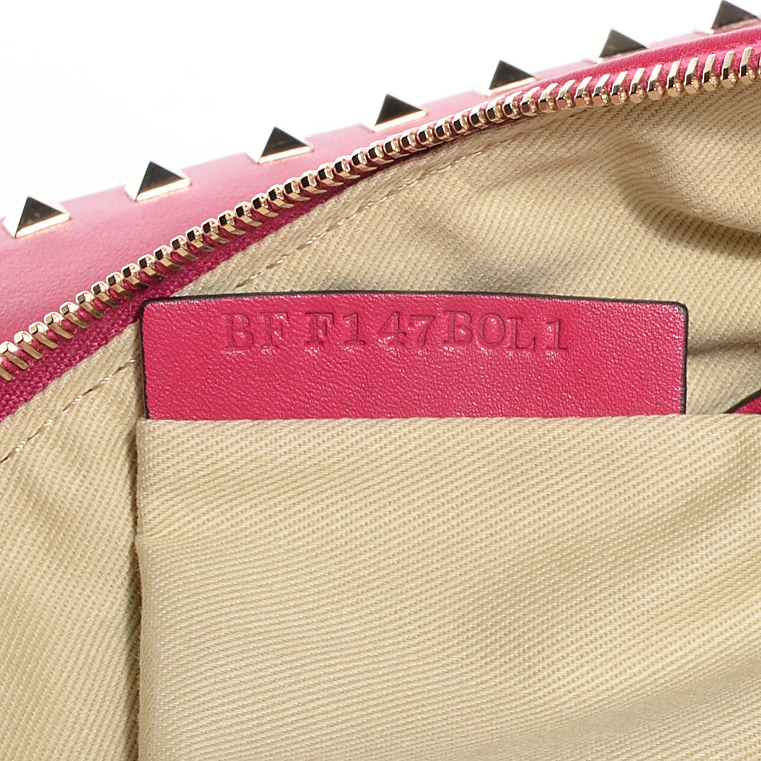 Valentino Garavani Vitello Oversized Rockstud Zip Wristlet Pouch Cyclamin 7 of 9