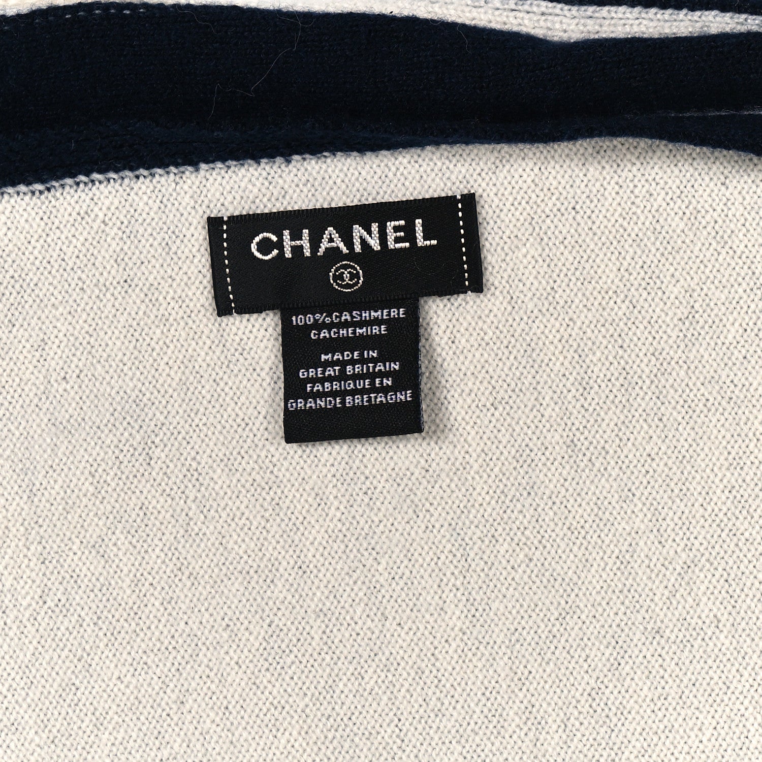 Chanel Cashmere CC Stole Ivory White 3 of 3