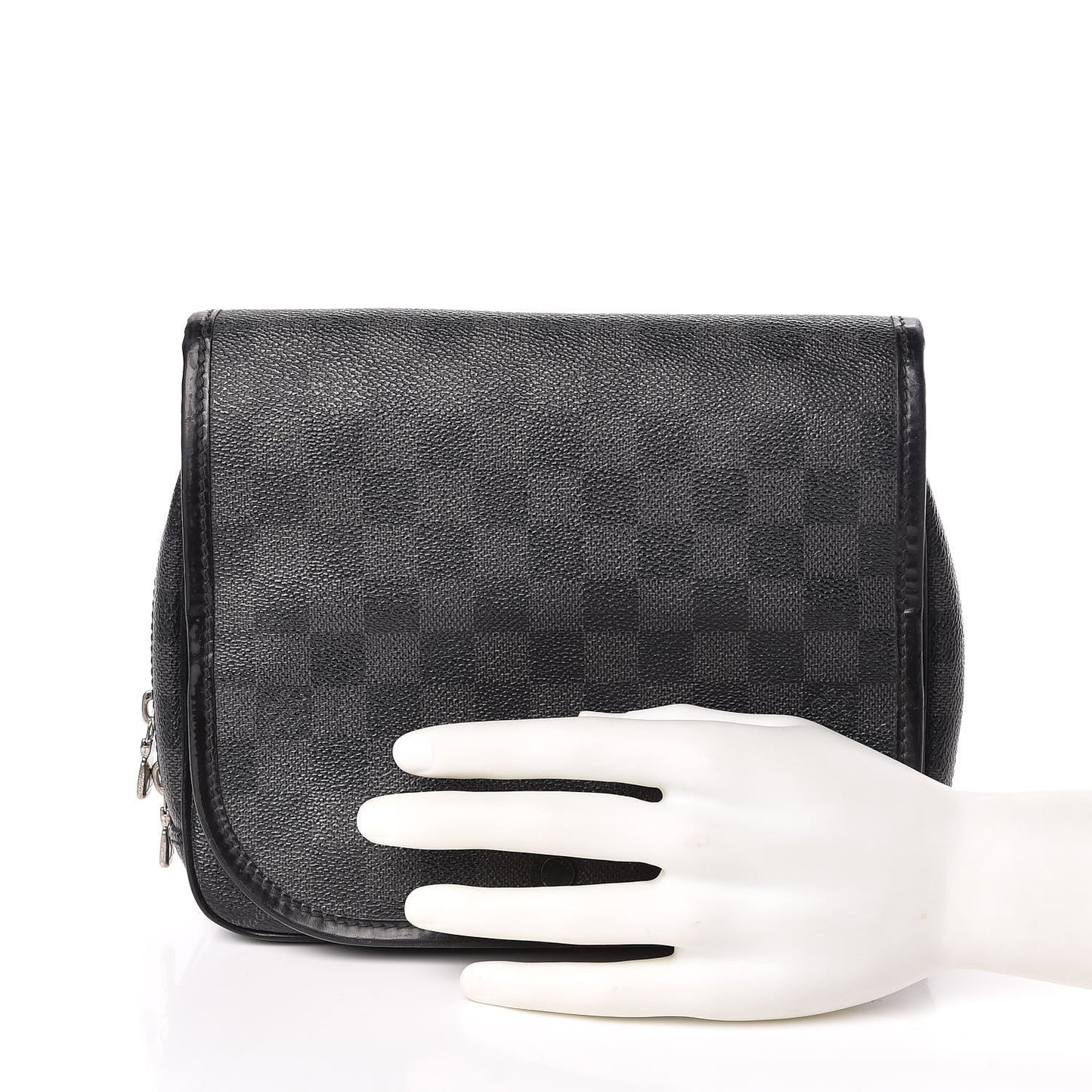 Damier Graphite Hanging Toiletry Kit
