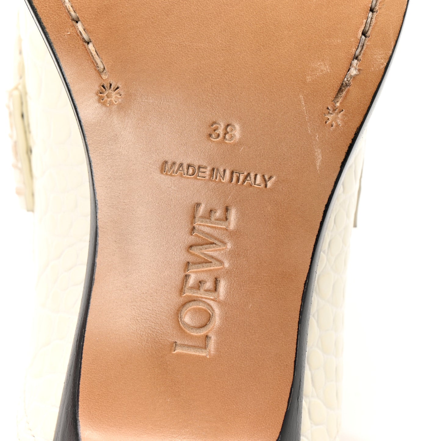 Crocodile Embossed Calfskin Campo 45mm Loafers 38 White