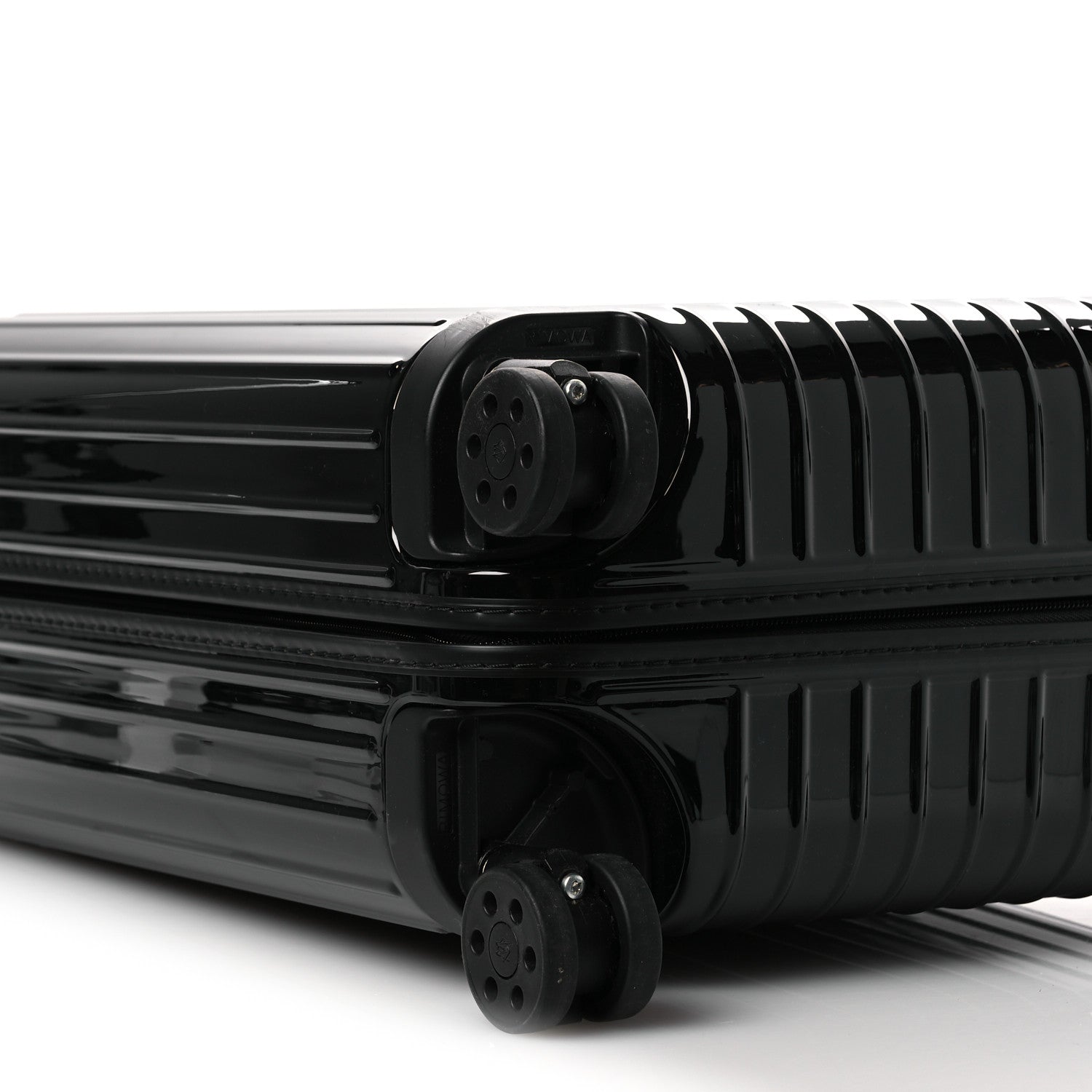 Rimowa Gloss Polycarbonate Essential Cabin Black 7 of 12