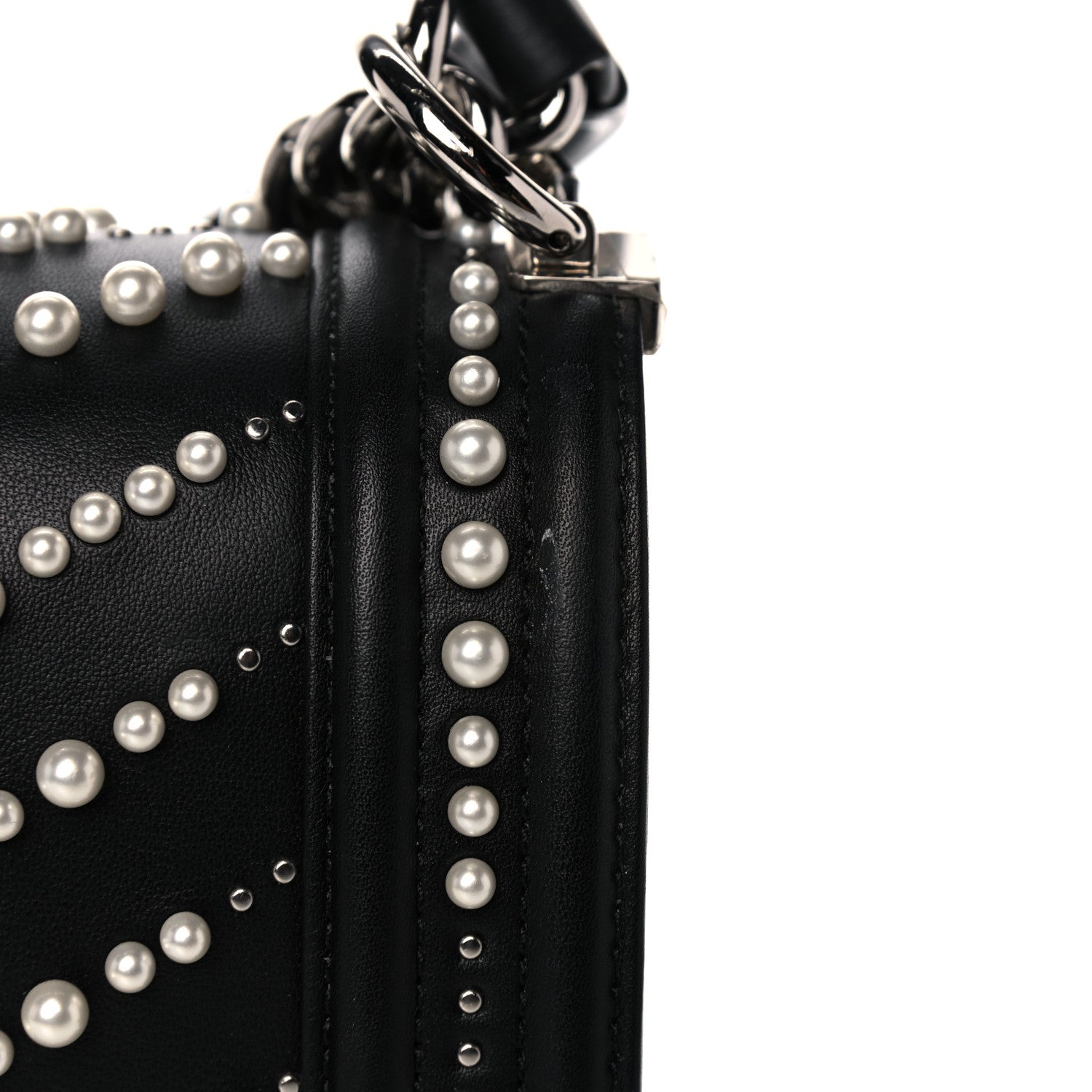 Chanel Calfskin Pearl Chevron Medium Boy Flap Black 18 of 18