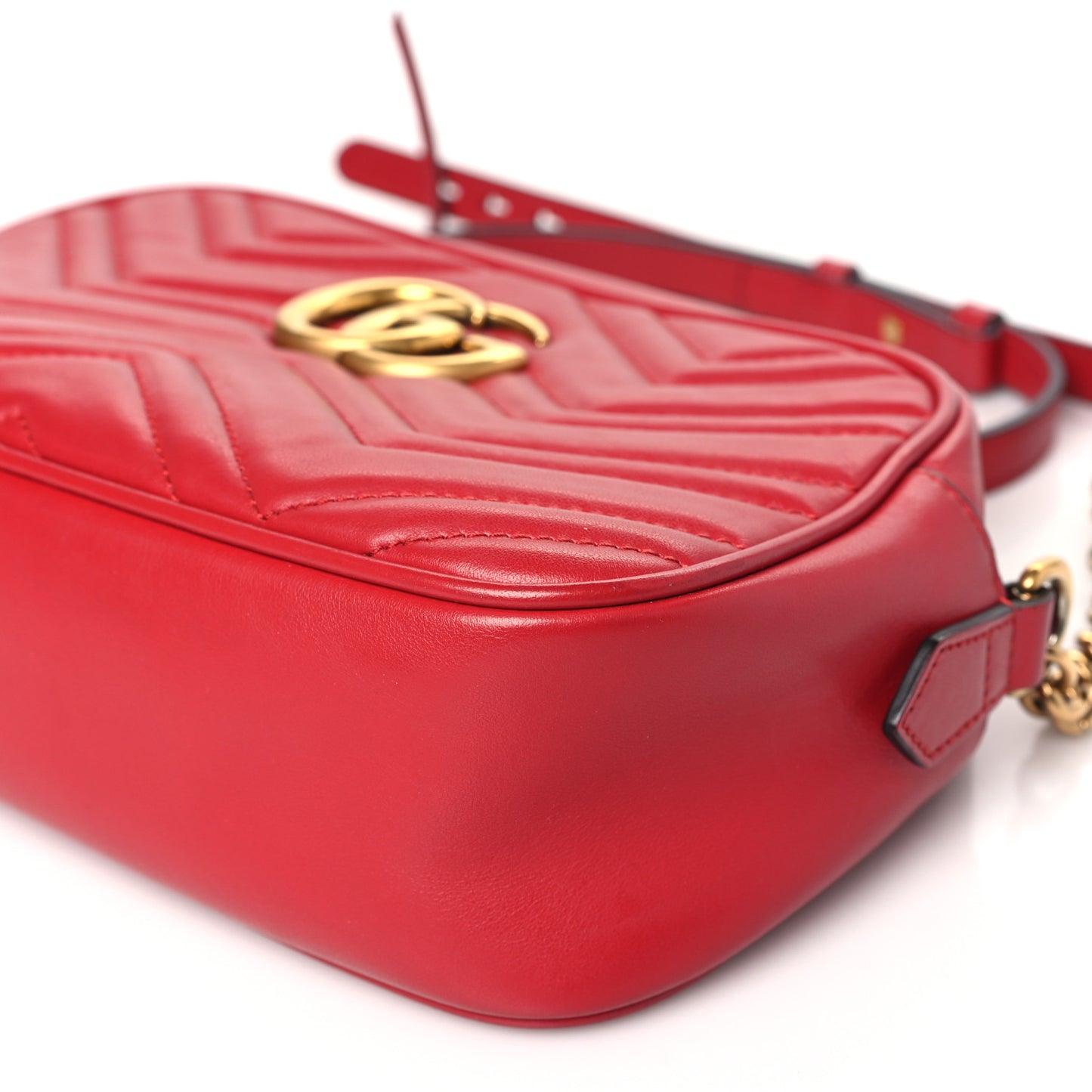 Calfskin Matelasse Small GG Marmont Chain Shoulder Bag Hibiscus Red