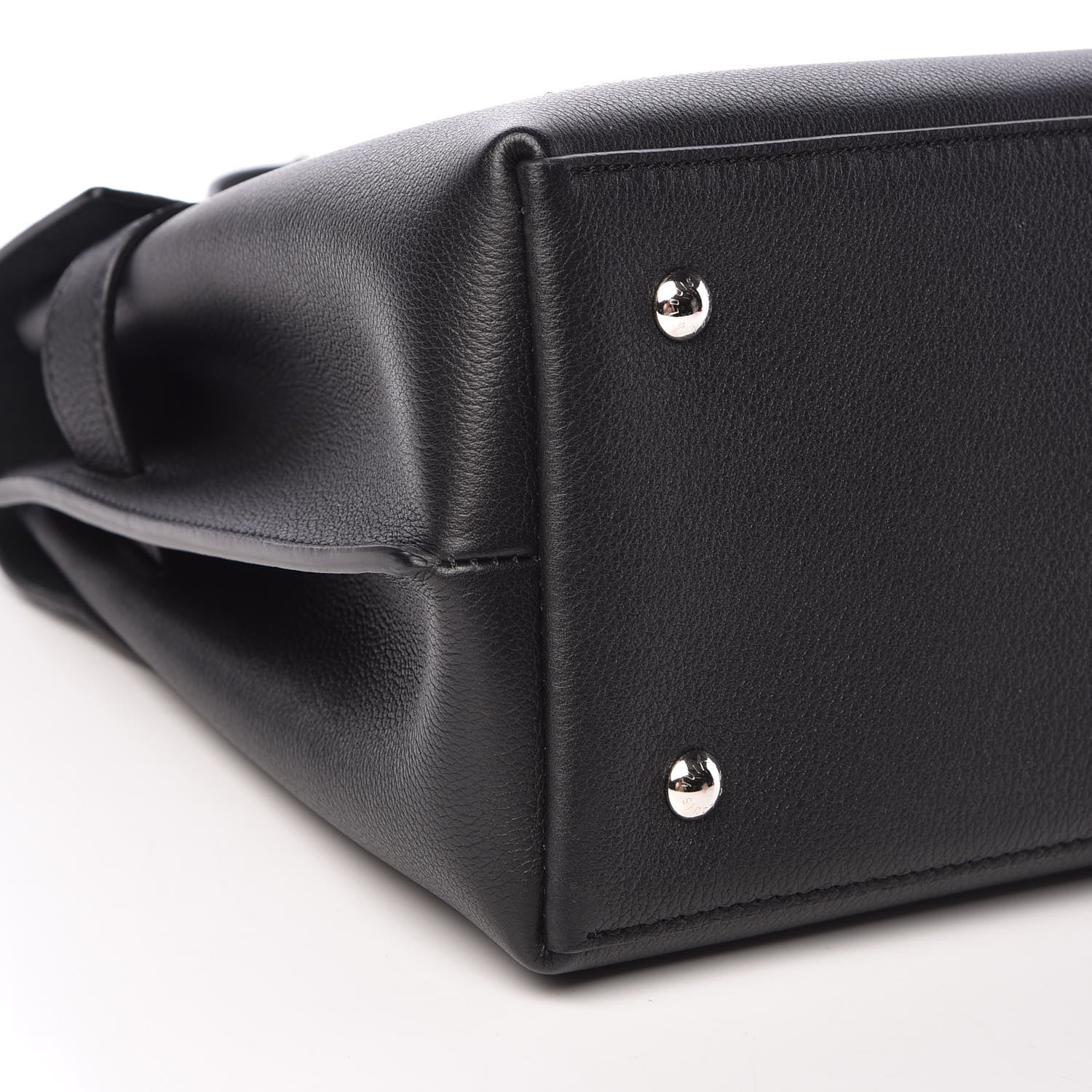 Louis Vuitton Soft Calfskin Lockme Ever Black 11 of 13