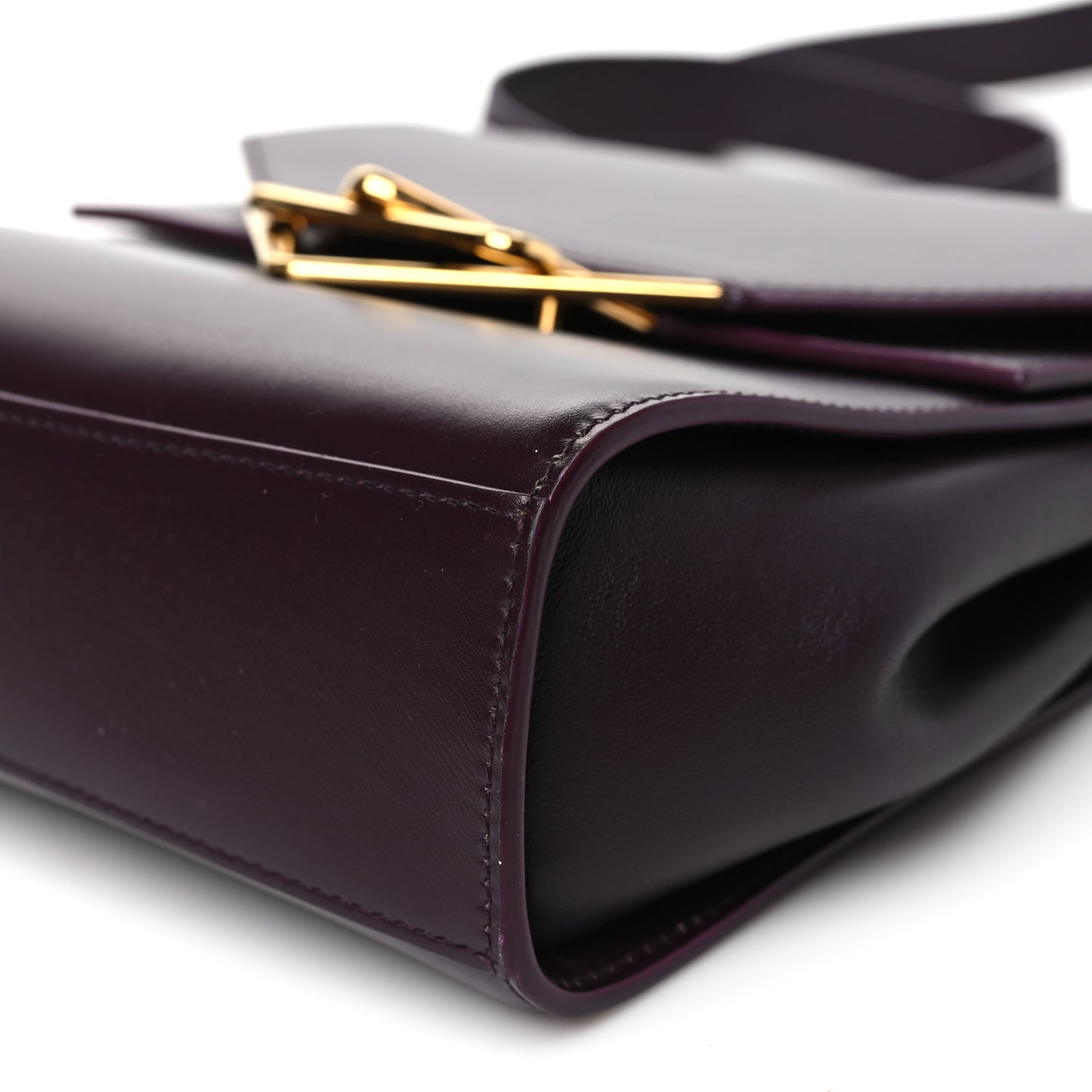 Box Calfskin Nappa Clip Bag Grape