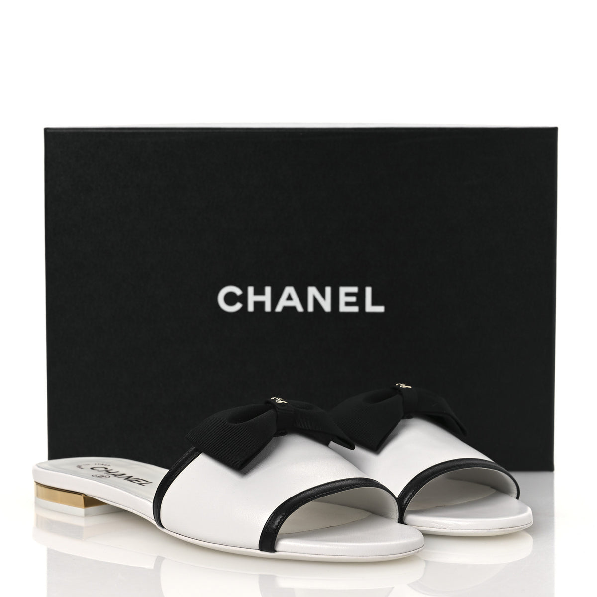 Chanel Lambskin Grosgrain CC Bow Mules 38.5 White Black 11 of 11