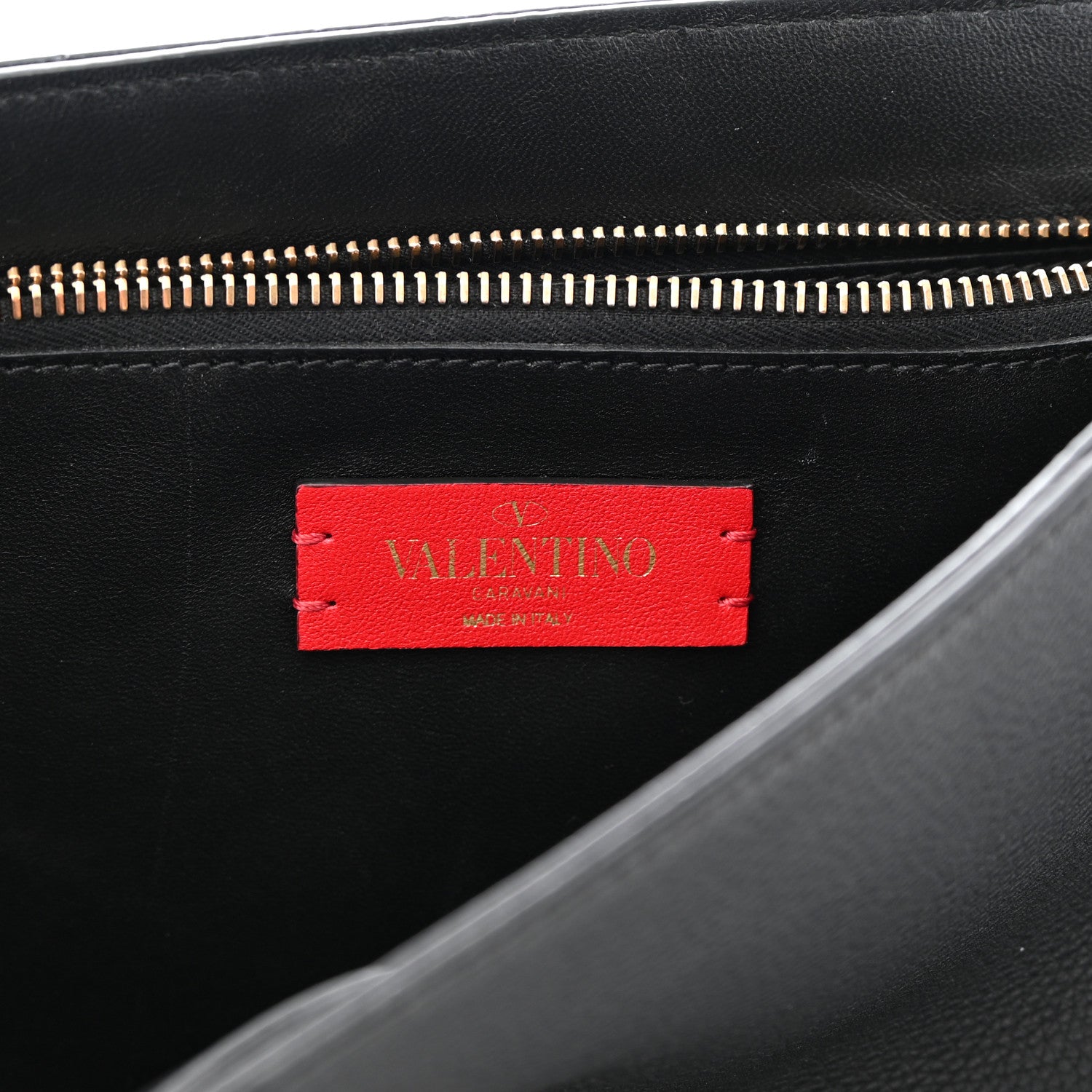 Valentino Garavani Pebbled Calfskin Large VRing Chain Shoulder Bag Black 6 of 8