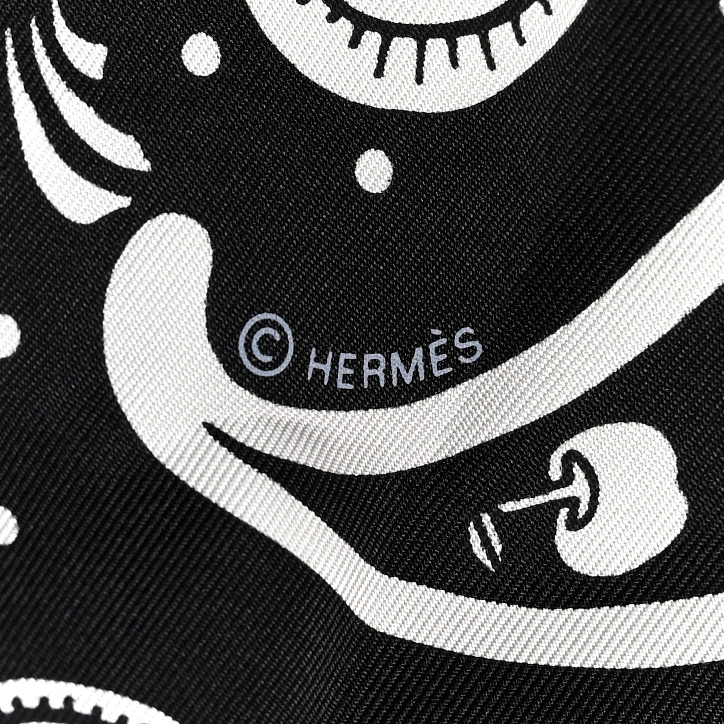 Silk Le Rodeo des Fruits Bandana Scarf 55 Black White