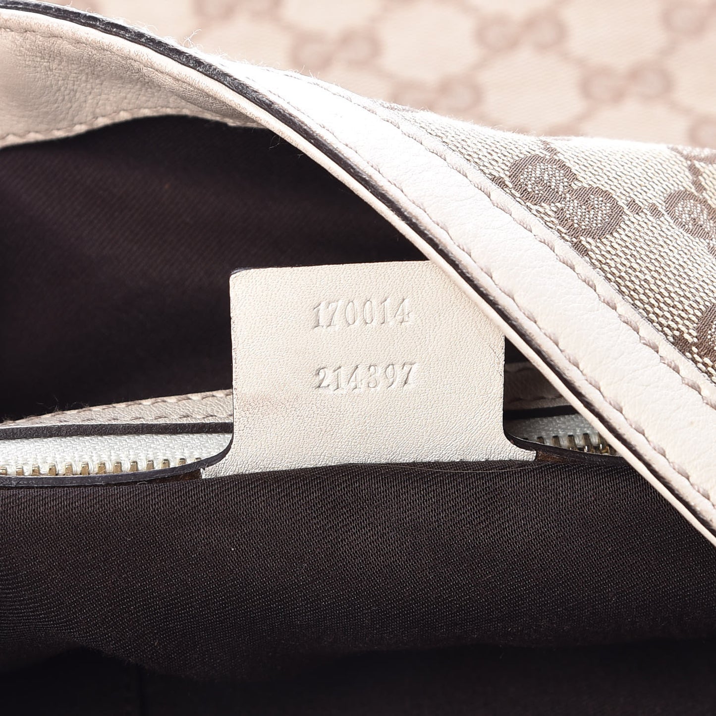 Monogram Large Wave Hobo Off White