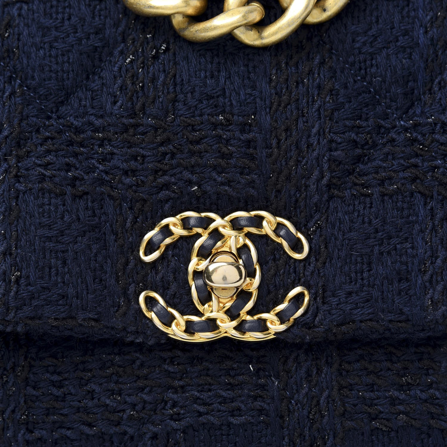 Chanel Tweed Maxi Chanel 19 Flap Navy 9 of 9