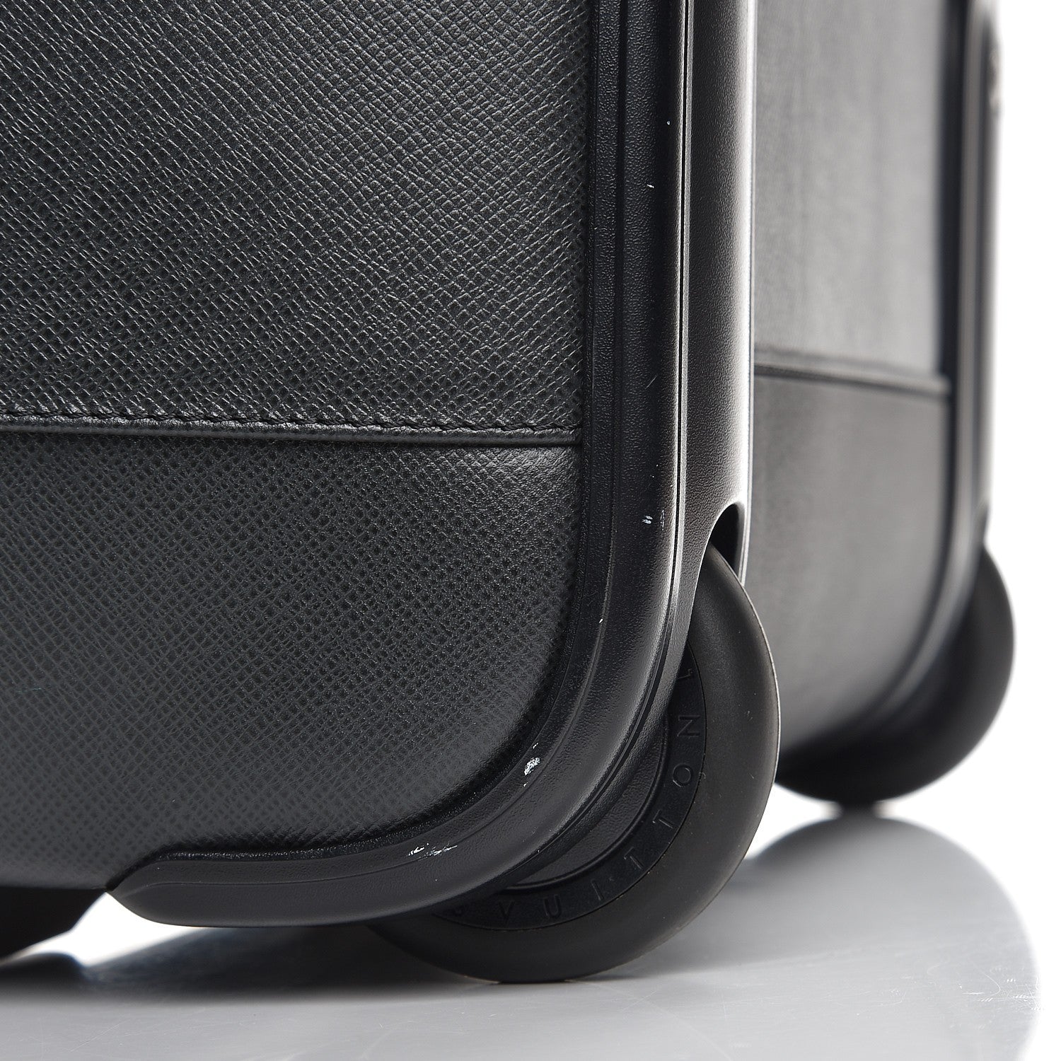 Louis Vuitton Taiga Pegase 45 Ardoise 9 of 12