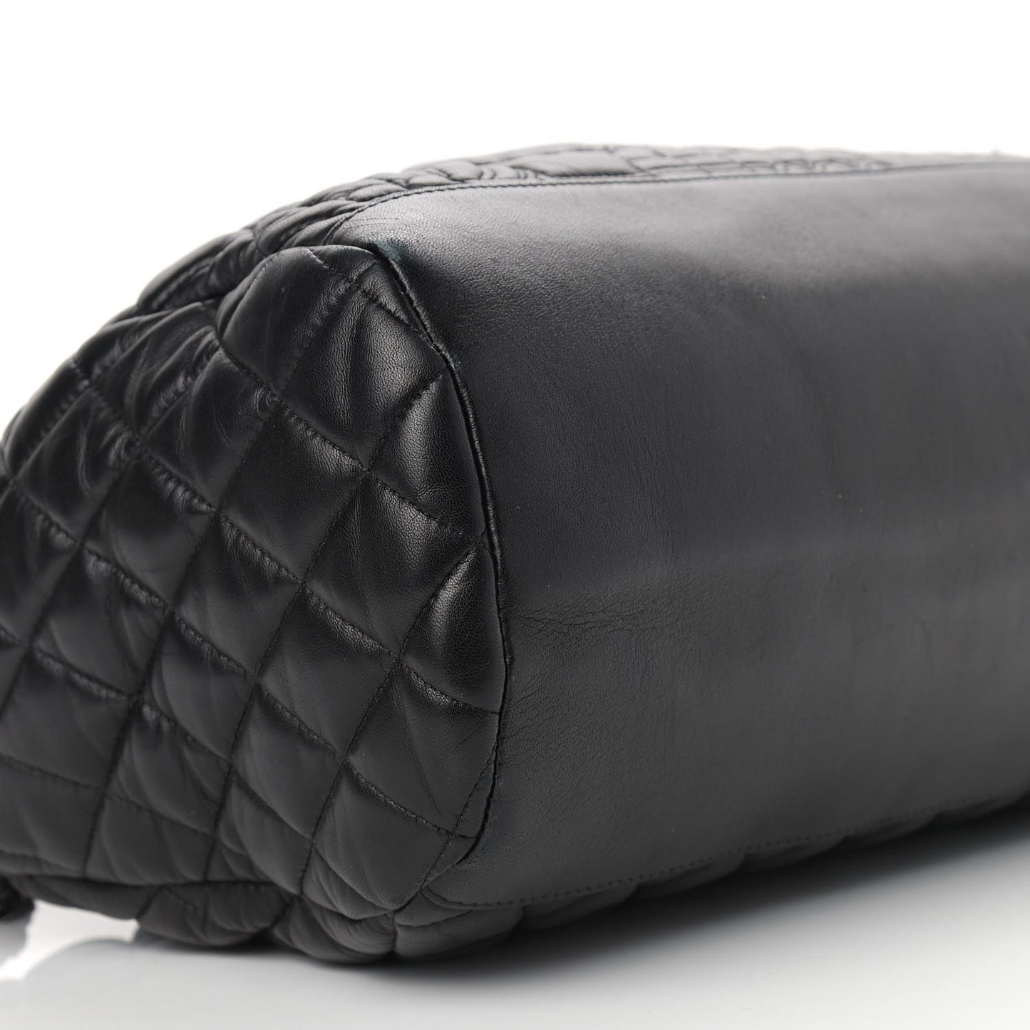 Lambskin Quilted Large Paris Moscou Red Square Bag Black