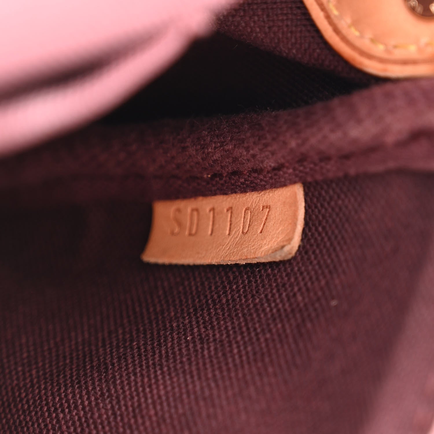 Louis Vuitton Monogram Favorite PM 8 of 11