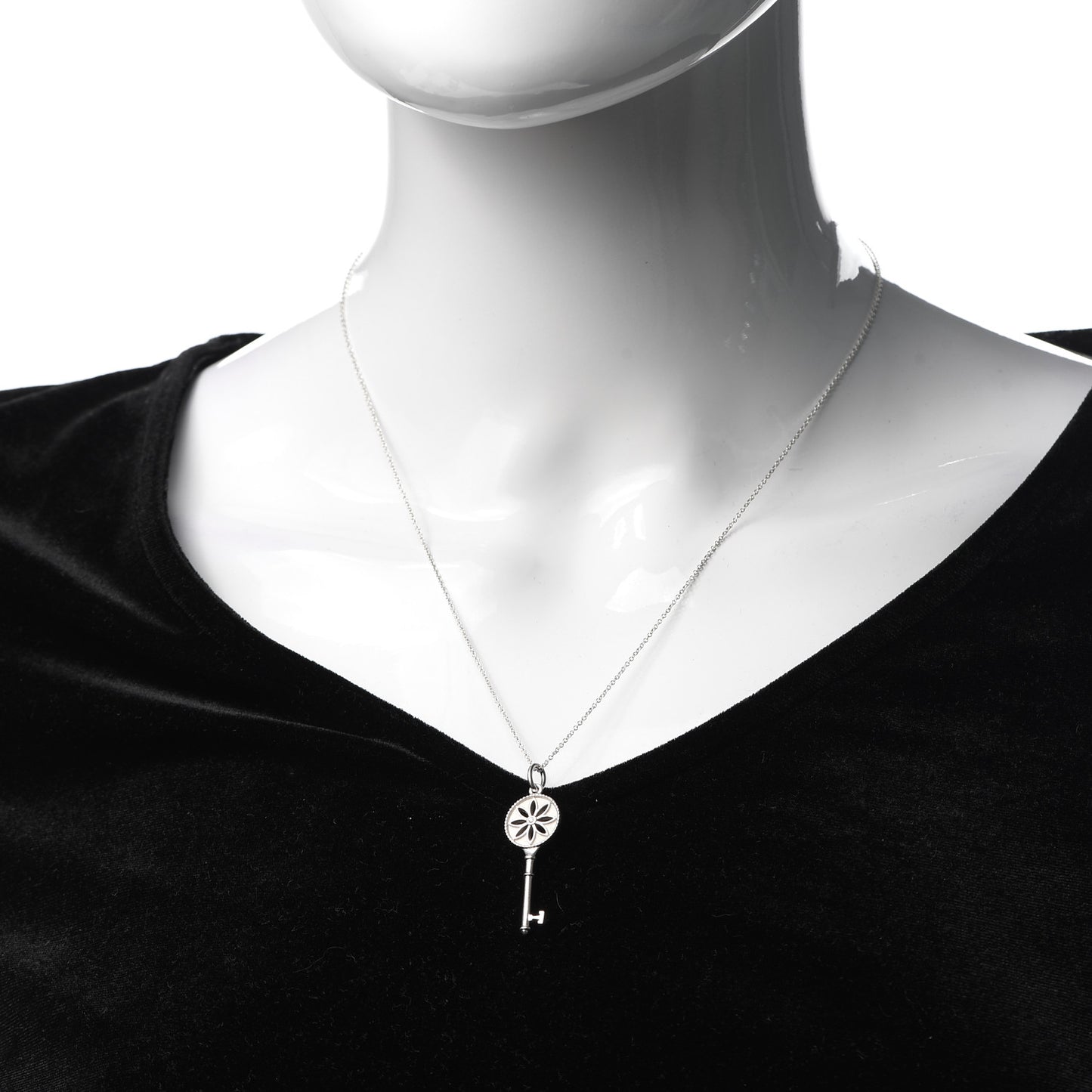 Sterling Silver Diamond Large Daisy Key Pendant Link Necklace