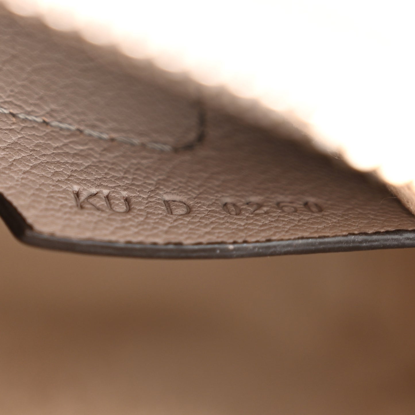 Sugar Goatskin Nano Antigona Dune