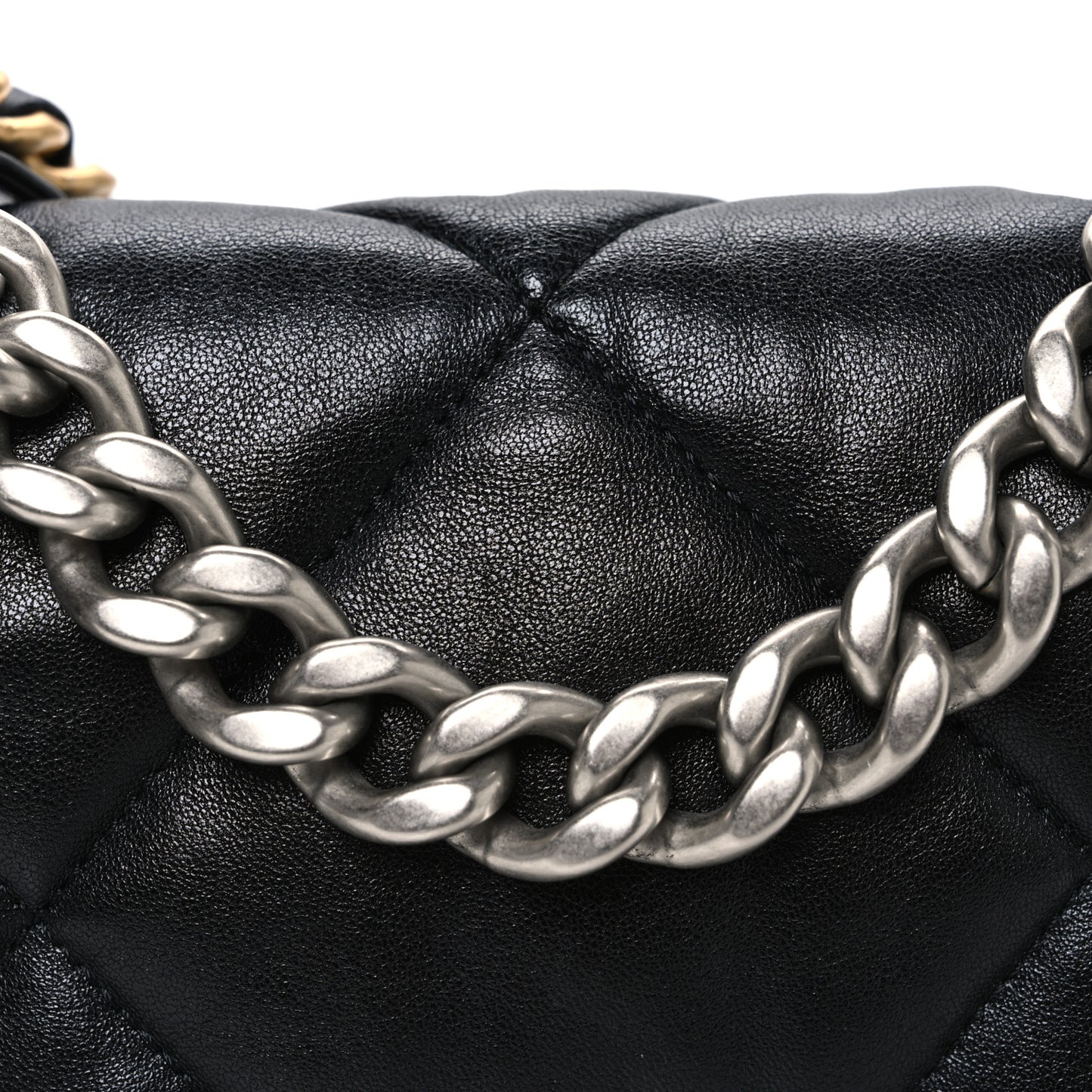 Lambskin Quilted Medium Chanel 19 Flap Black