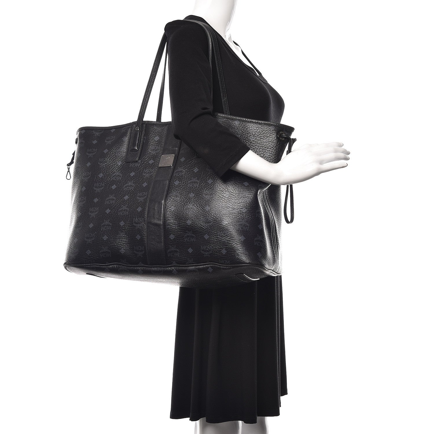 MCM Visetos Large Liz Reversible Shopper Tote Black 3 of 24
