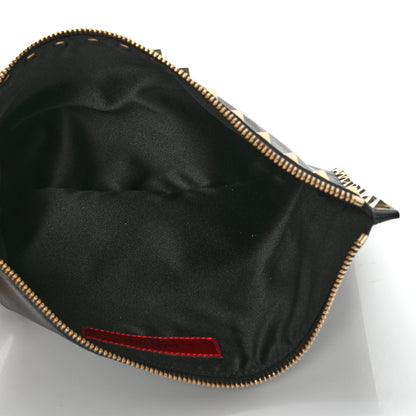 Valentino Garavani Pebbled Calfskin Large Rockstud Zip Pouch Black 4 of 10