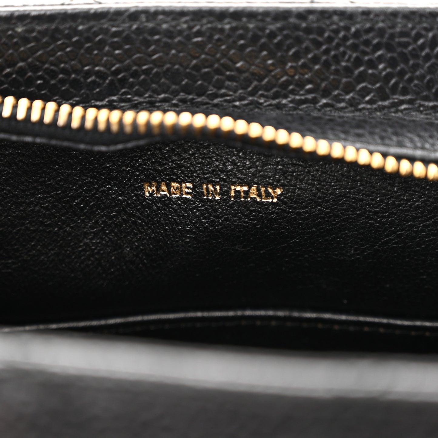 Caviar Quilted Shoulder Bag Black