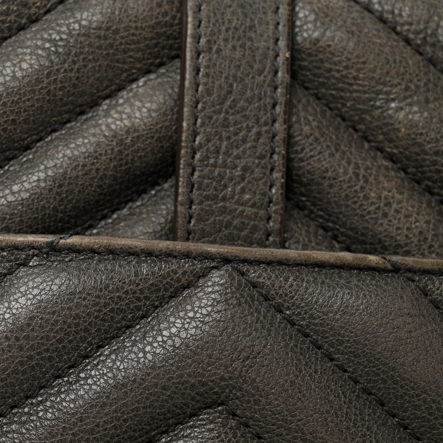 Saint Laurent Sheepskin Matelasse Chevron Monogram Medium College Bag Asphalt 14 of 15