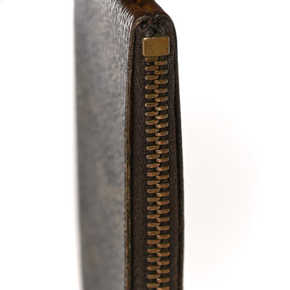 Louis Vuitton Monogram Key Pouch 15 of 17