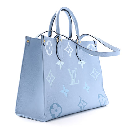 Louis Vuitton Empreinte Monogram Giant By The Pool Onthego MM Summer Blue 3 of 9