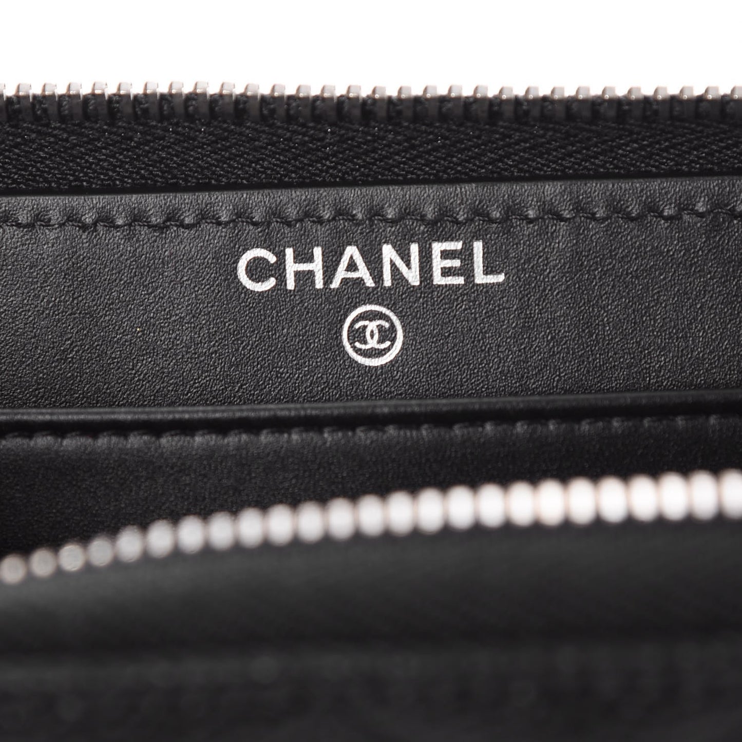 Caviar Quilted Large Gusset Zip Around Wallet Black