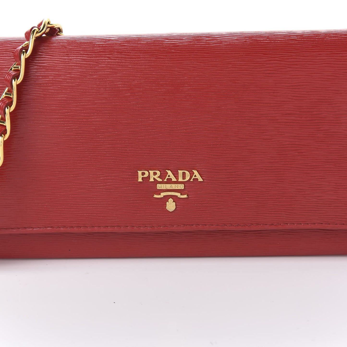 Saffiano Metal Oro Chain Wallet Fuoco
