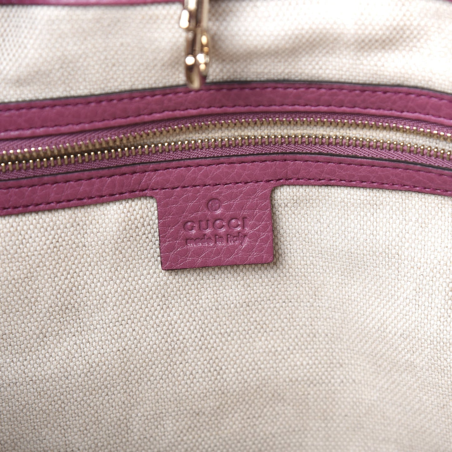 Pebbled Calfskin Medium Soho Chain Shoulder Bag Peonia Flower