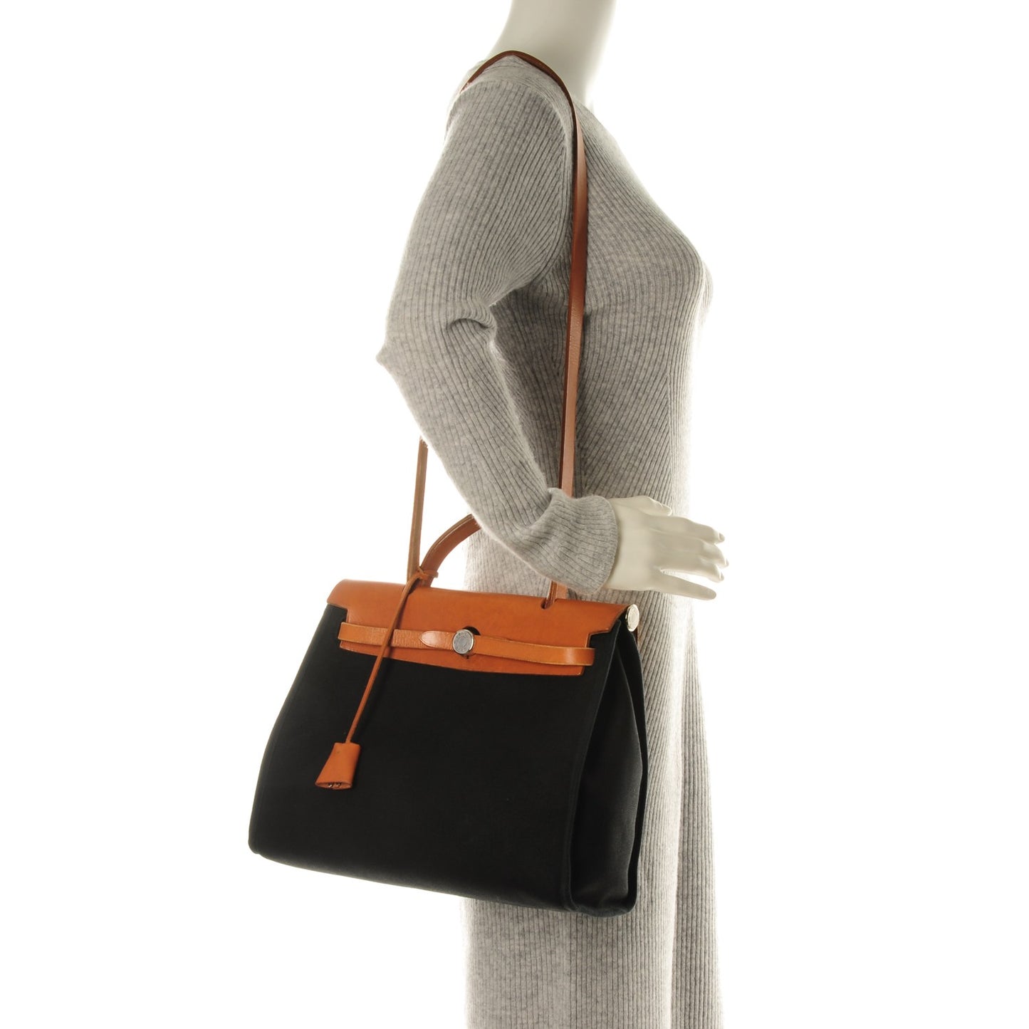 Toile Vache Calfskin Herbag 30 PM Black Natural