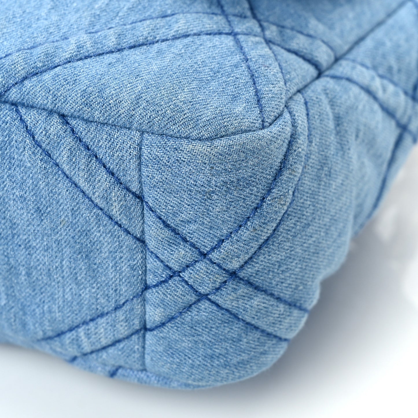 Denim Quilted Medium Chanel 19 Flap Blue