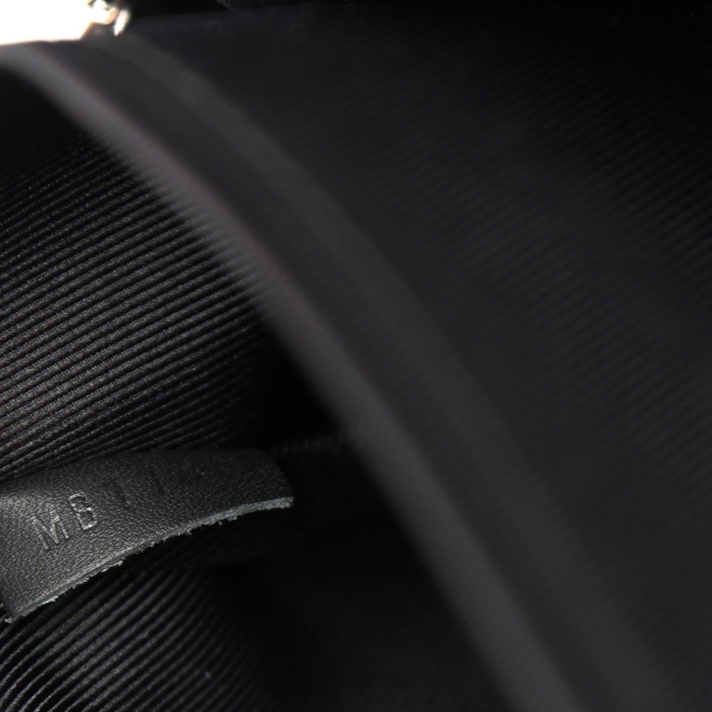 Damier Infini Avenue Sling Bag Onyx