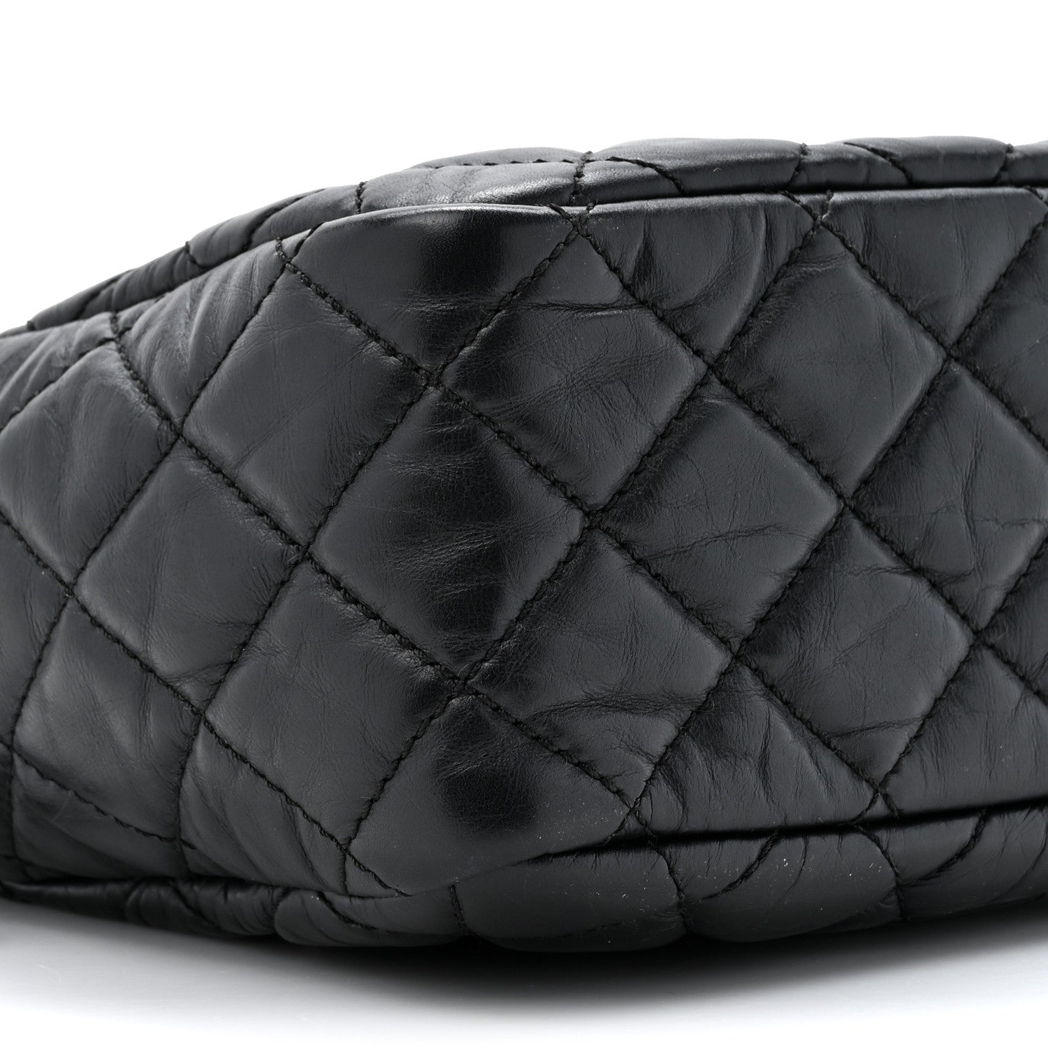 Chanel Aged Calfskin Quilted Medium Reissue Camera Case Black 9 of 9