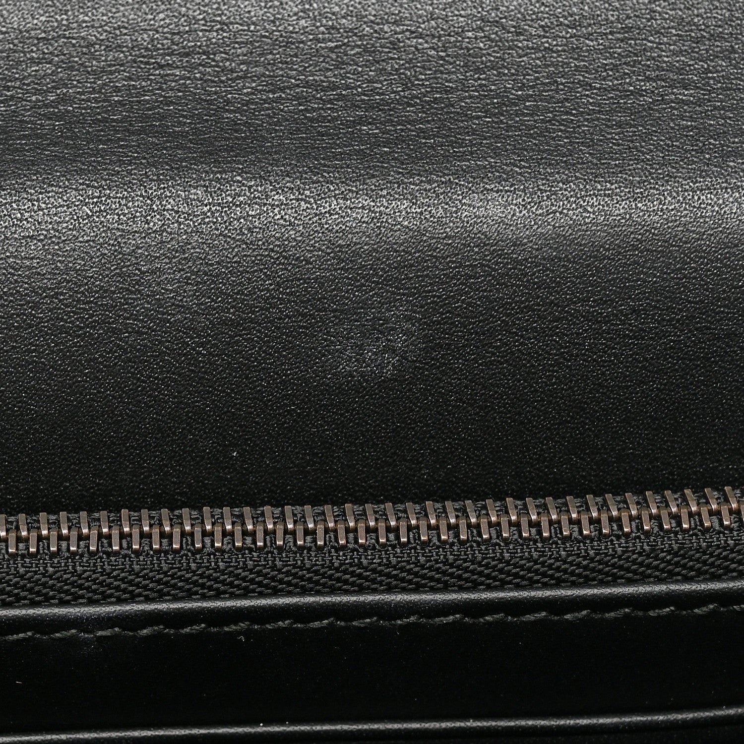 Gucci GG Supreme Monogram Mini Peony Pearly Clutch Black 9 of 12