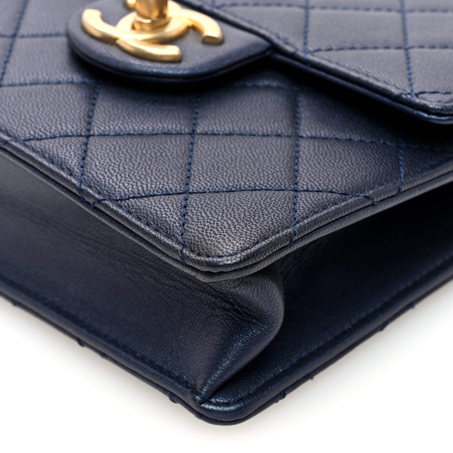 Iridescent Lambskin Quilted Chic Pearls Flap Navy Blue