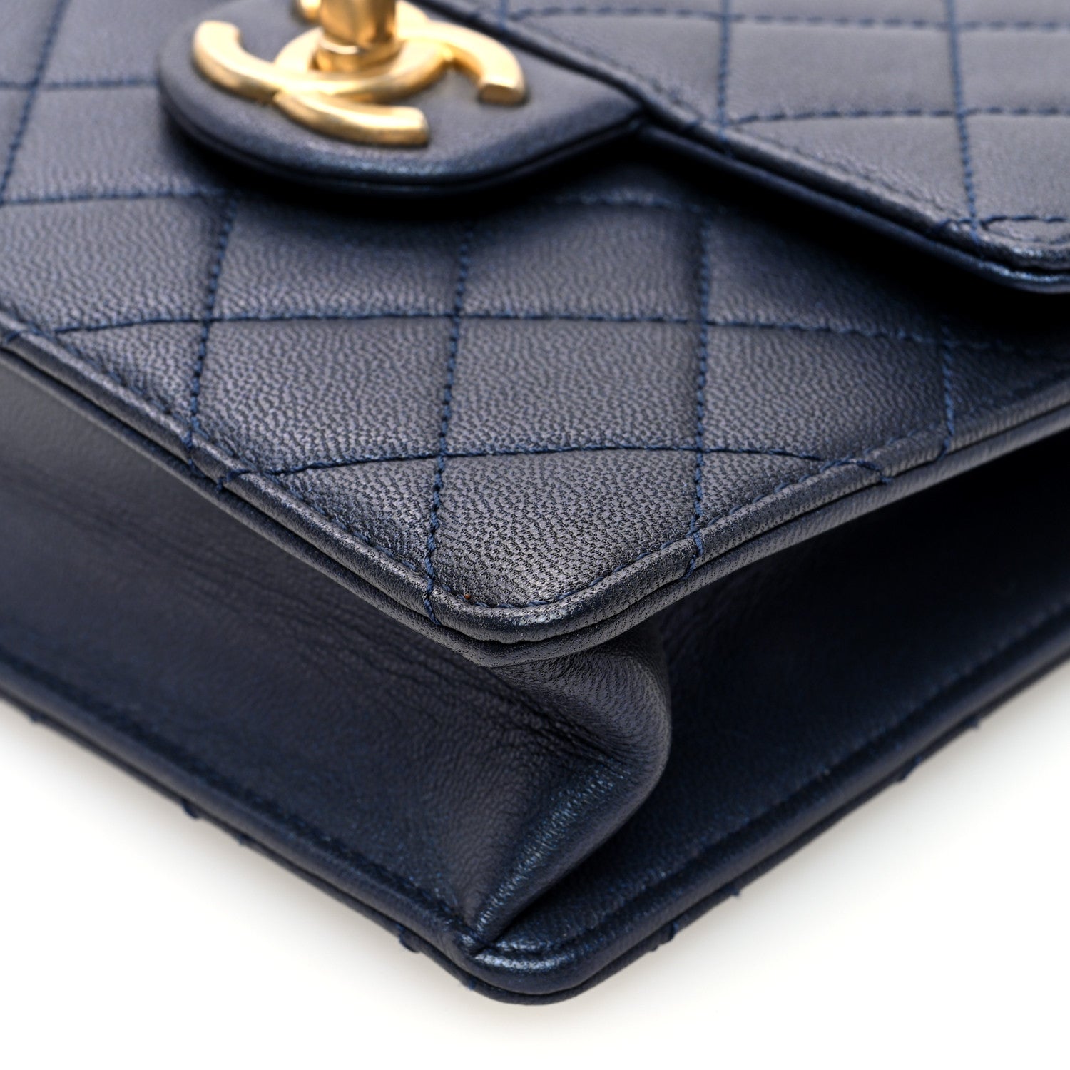 Chanel Iridescent Lambskin Quilted Chic Pearls Flap Navy Blue 10 of 10