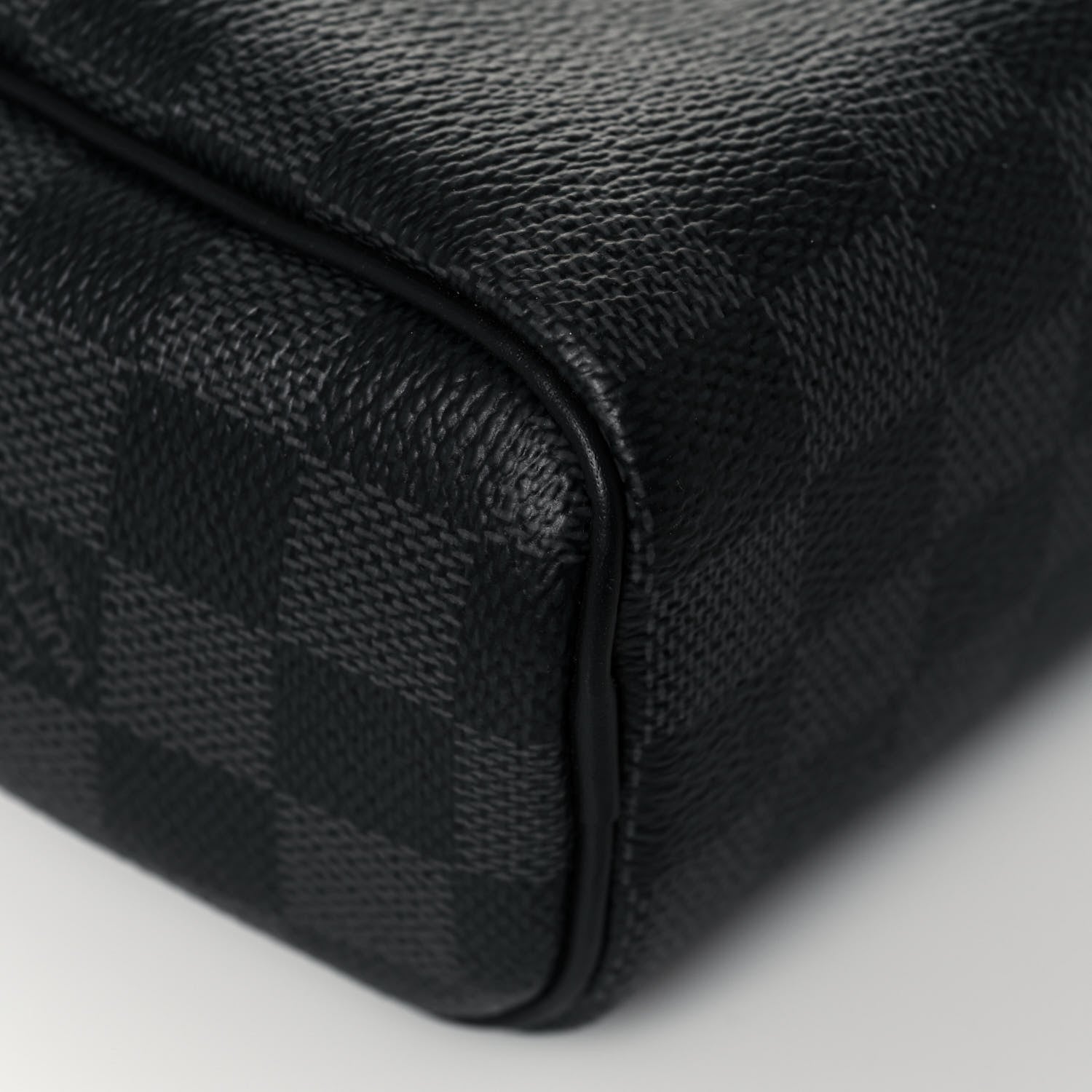 Louis Vuitton Damier Graphite Dayton Reporter MM 10 of 13