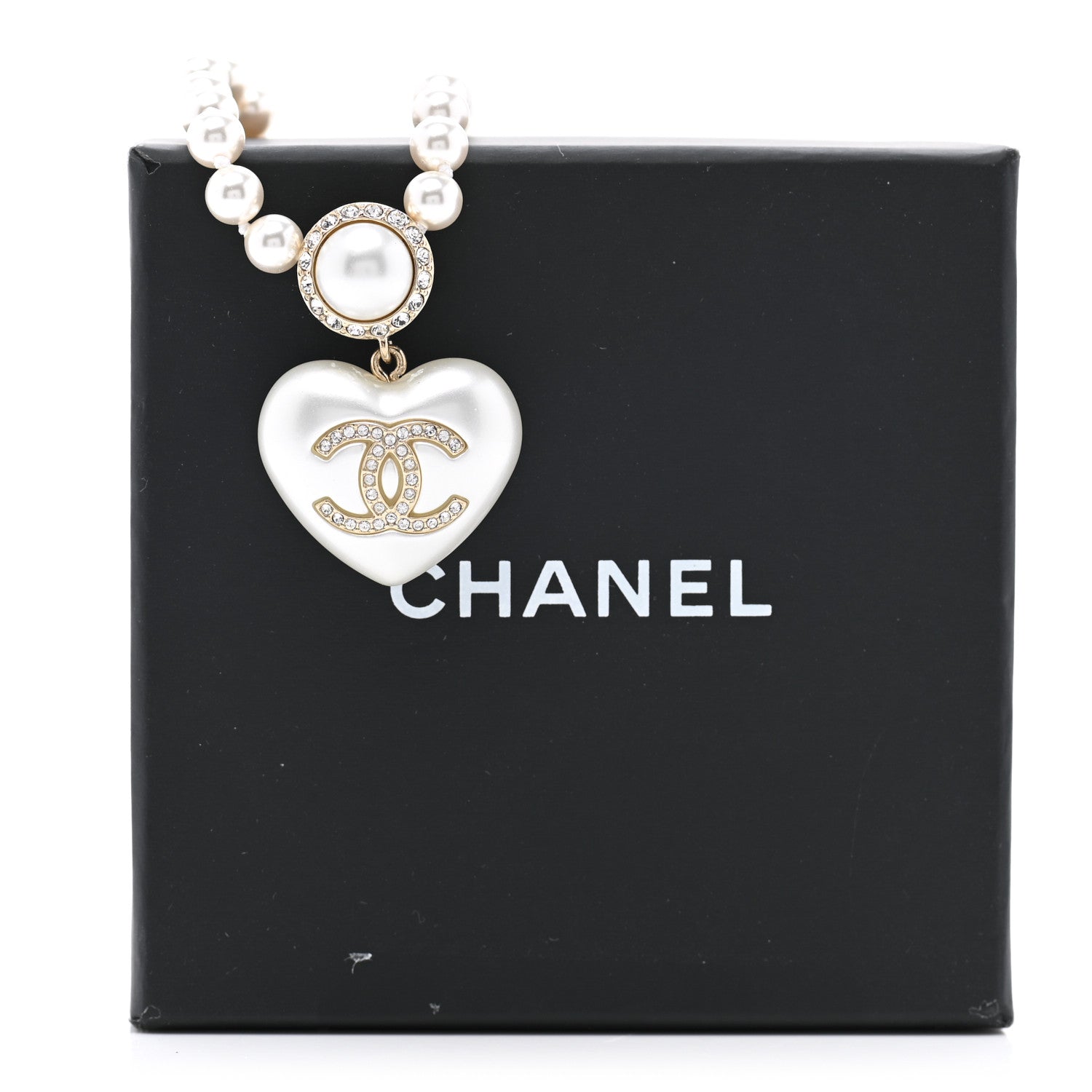 Chanel Pearl Crystal CC Heart Short Necklace Pearly White Gold 7 of 7