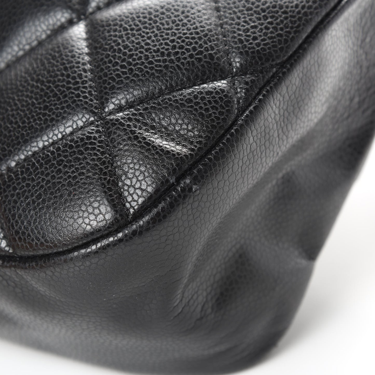 Caviar Quilted CC Timeless Soft Tote Black