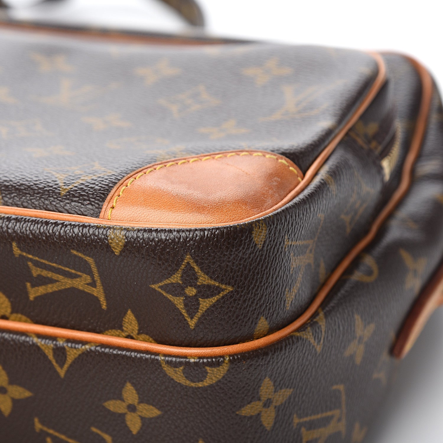 Louis Vuitton Monogram Nil 28 7 of 10