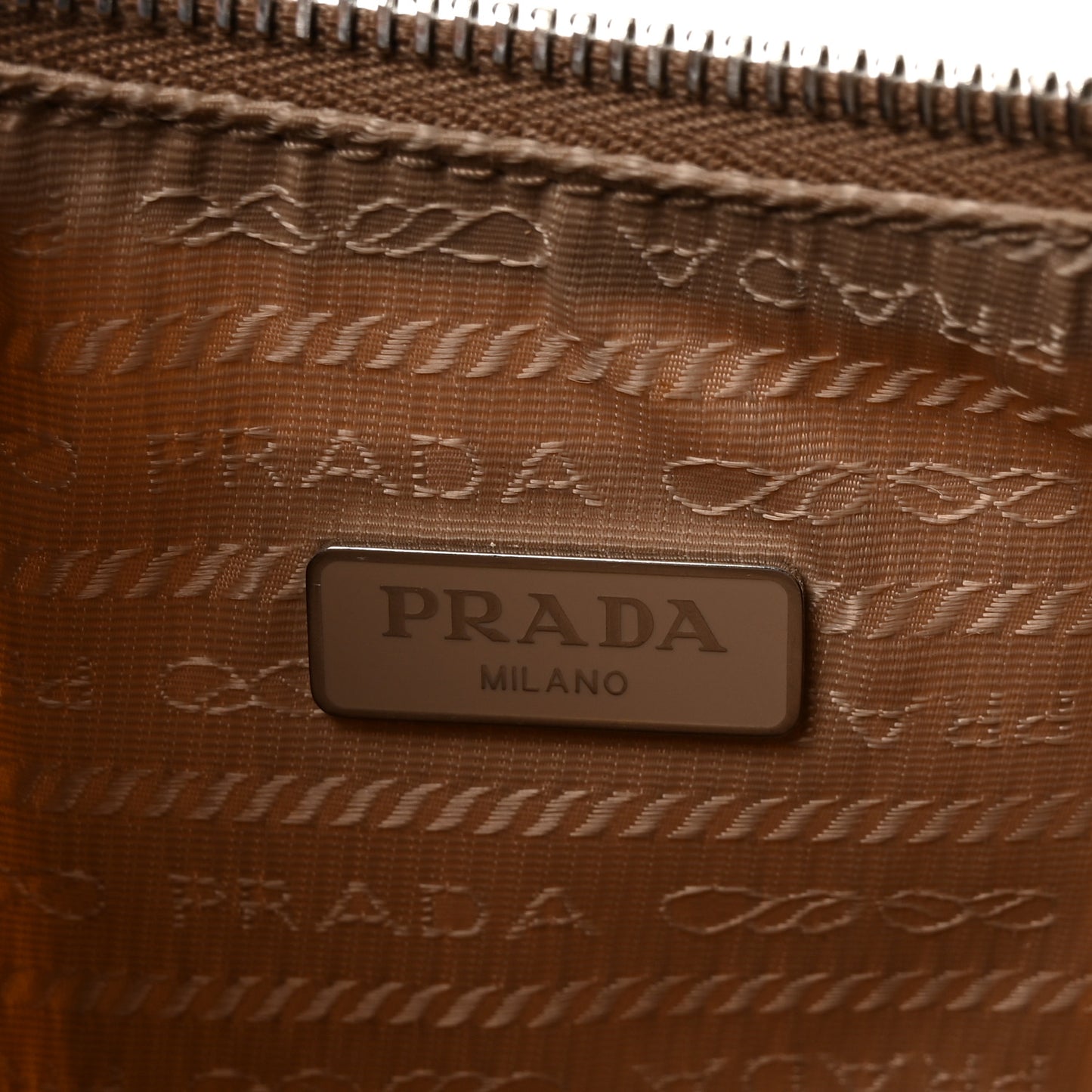 Nylon Re-Edition 2005 Shoulder Bag Cammeo