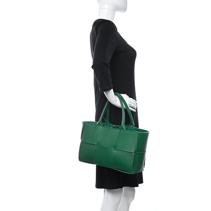 Bottega Veneta Nappa Maxi Intrecciato Medium Arco Tote Racing Green 2 of 12