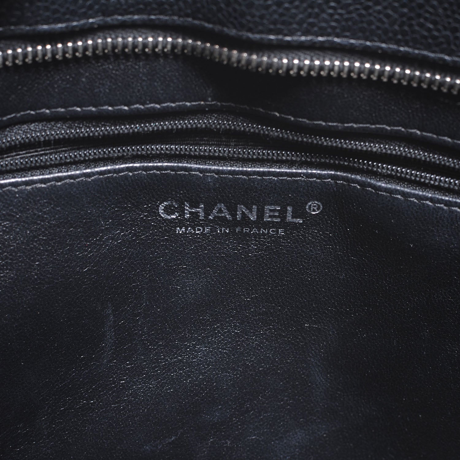 Chanel Caviar Medallion Tote Black 6 of 7